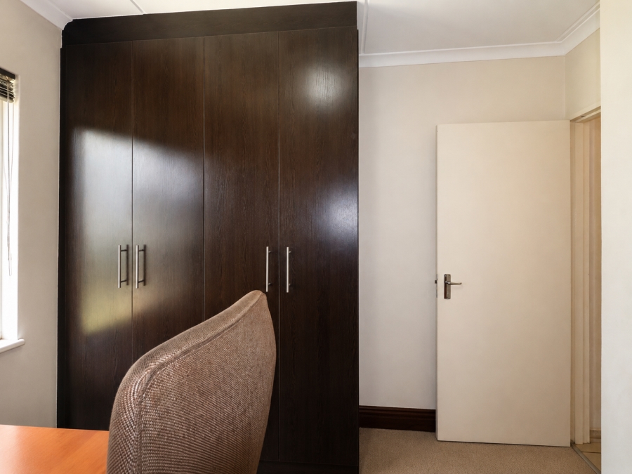 2 Bedroom Property for Sale in Buh Rein Estate Western Cape